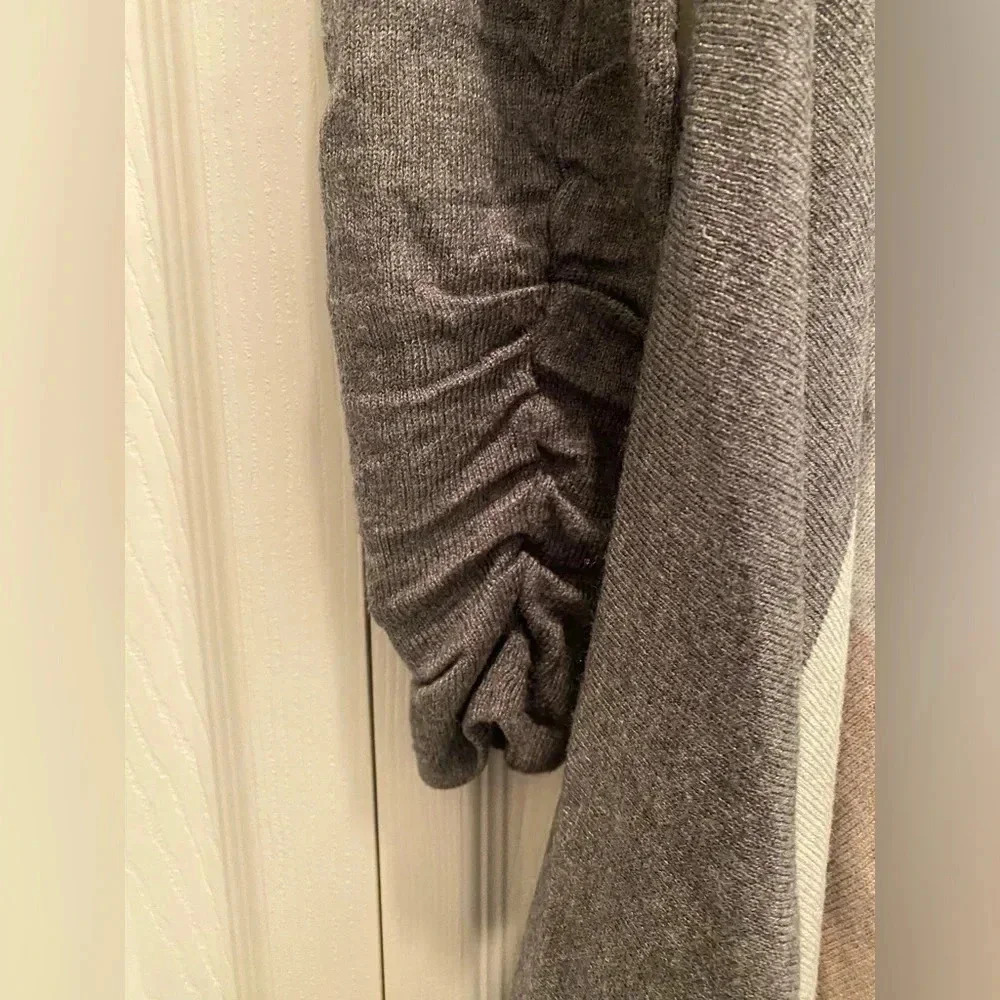 Alfani Women’s Color-block Roused Sleeve Wool Crewneck Fall Sweater Like New M - Picture 3 of 8